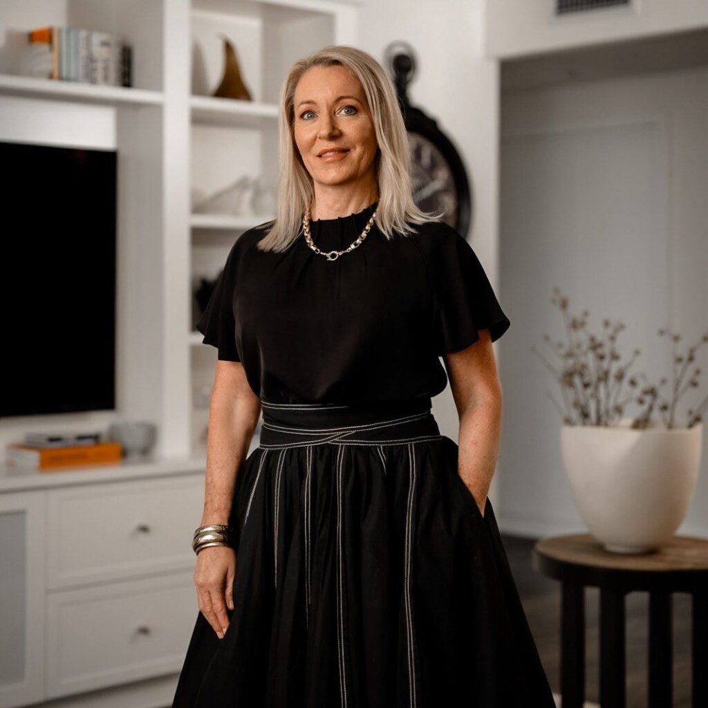 Linda-Ryan-Marketing-Premium-Residential- Real-Estate-Ascot